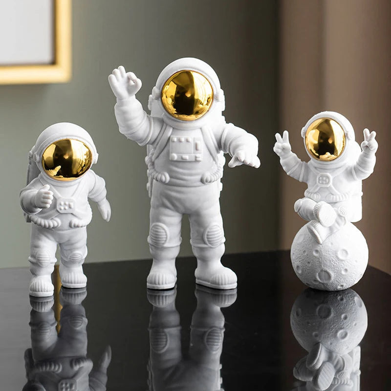 3Pc Astronaut Decor Action Figures