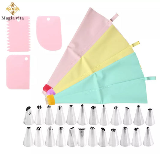 Piping Pastry Bag With Nozzles Set